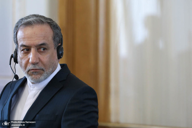 عراقچی: هیچ توافقی برای مذاکره مجدد صورت نگرفته/ حرف های ترامپ را جدی نگیرید/ آسیب‌های جدی به تأسیسات هسته ای وارد شده/ بزرگ‌ترین اشتباه تاریخی اروپا استفاده از مکانیزم ماشه خواهد بود/ فعلا بنای پذیرش شخص گروسی را در تهران نداریم