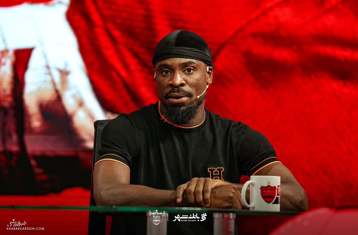 سرژ اوریه چهارمین بازیکن با افتخار قهرمانی در لیگهای معتبر سرژ اوریه چهارمین بازیکن با افتخار قهرمانی در لیگهای معتبر