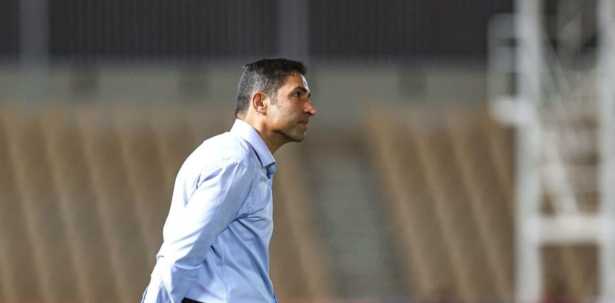 درخواست مهم هاشمیان از شاگردانش؛ وحید حساب اینجا را نکرده بود! درخواست مهم هاشمیان از شاگردانش؛ وحید حساب اینجا را نکرده بود!