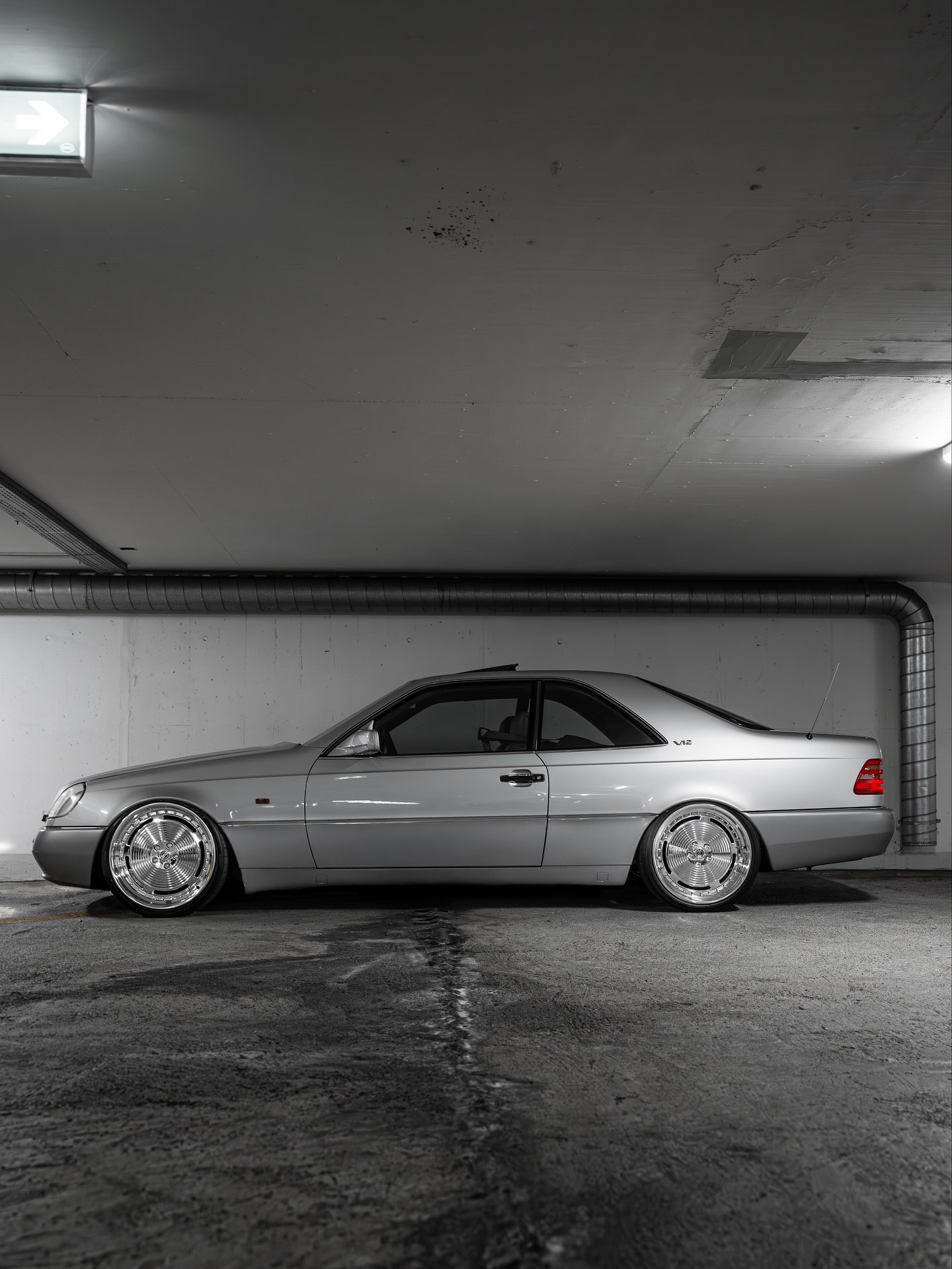 تصاویری از مرسدس بنز S600 کوپه مجهز به موتور V12