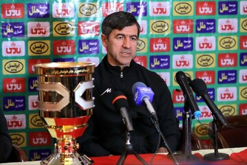 کریم باقری: پرسولیس به صدرجدول برمی گردد/ فوتبال است و تماشاچی اش؛ چرا انها را محروم می کنند؟/ در جام جهانی می توانیم مصر و نیوزیلند را ببریم کریم باقری: پرسولیس به صدرجدول برمی گردد/ فوتبال است و تماشاچی اش؛ چرا انها را محروم می کنند؟/ در جام جهانی می توانیم مصر و نیوزیلند را ببریم